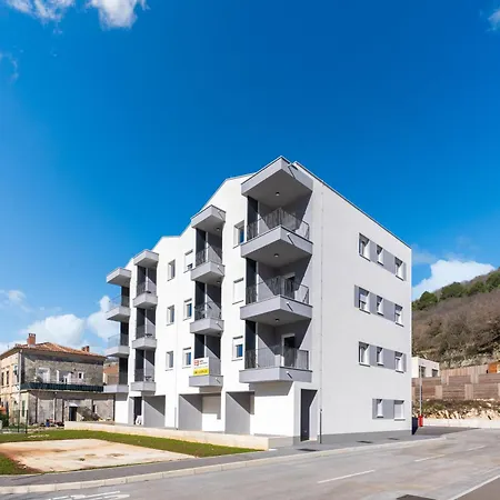 Apartment Seafront Andrijana - Happy *