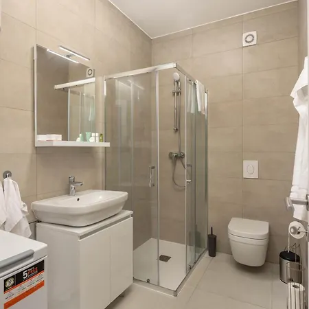 Apartment Seafront Andrijana - Happy Plomin