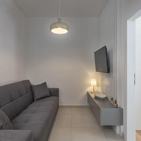 Seafront Andrijana - Happy Apartment *